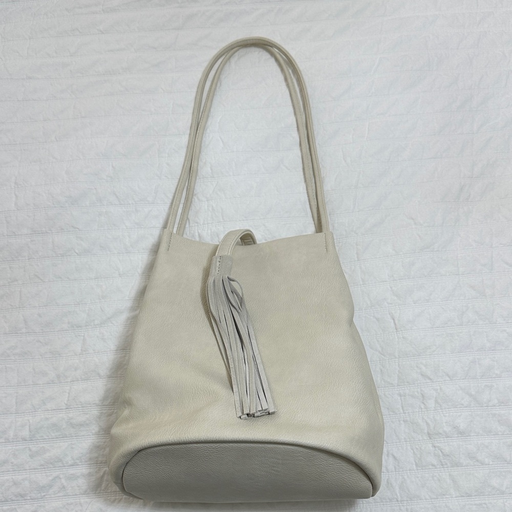 Cream Shoulder Bag with Tassel